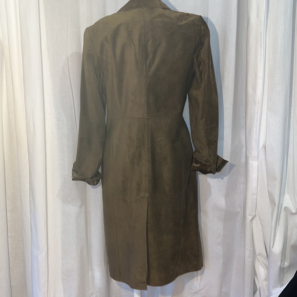 suede coat, sophisticated dark olive green color - EUC - Picture 10 of 14